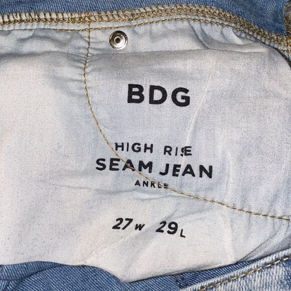 ✨ BDG
HIGH-RISE SEAMED JEAN✨ - Picture 5 of 7
